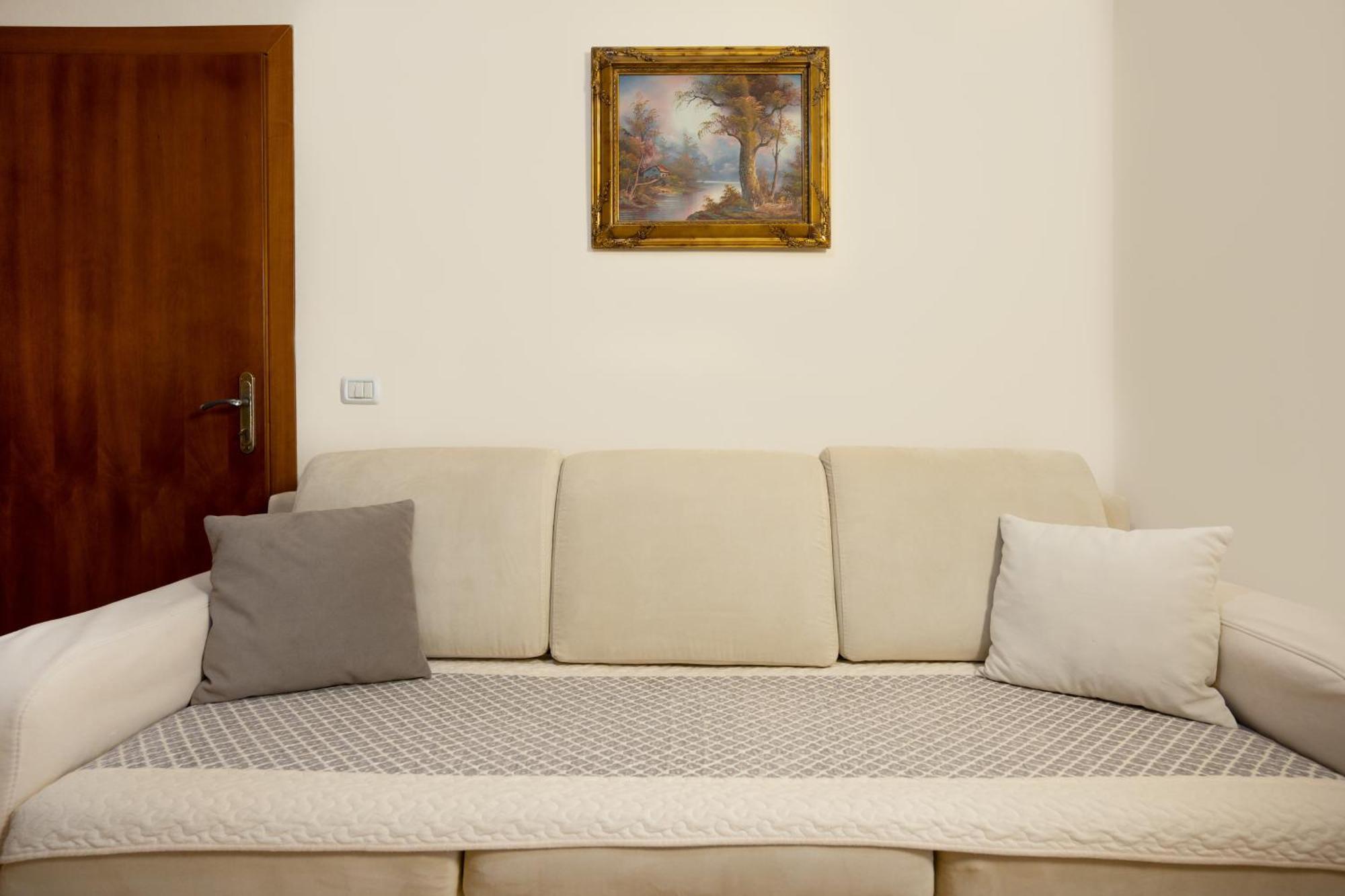 Sea Point Apartments Durres Bagian luar foto